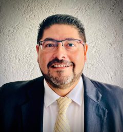 Dr Amir Gomez Leon_